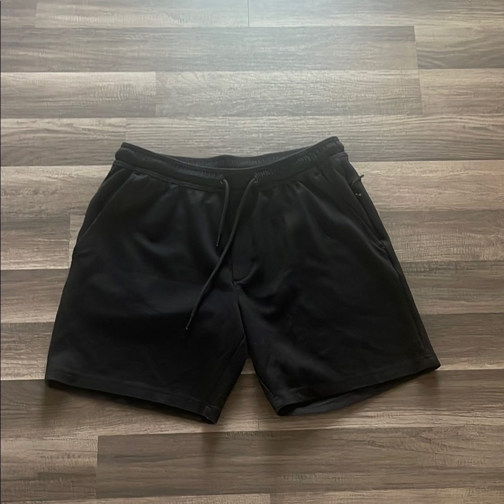 American Eagle black gym shorts size large